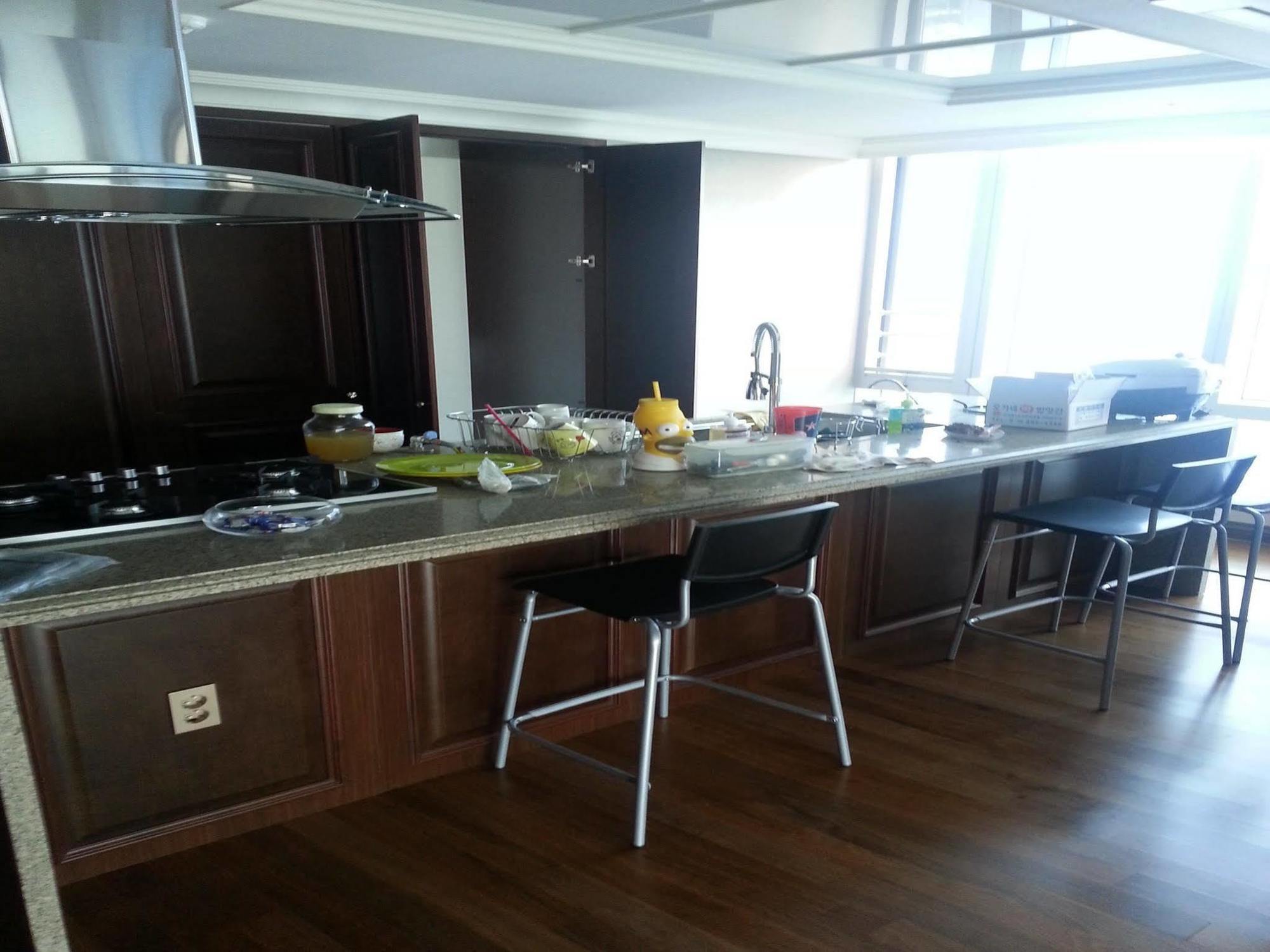 Austin Guesthouse Pusan Zewnętrze zdjęcie